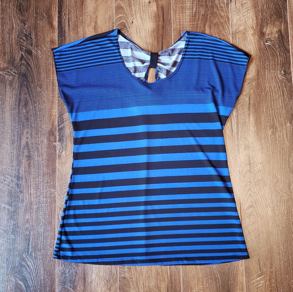 WOMEN'S BLOUSE